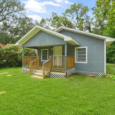 403 Hines St, Baytown, TX 77520