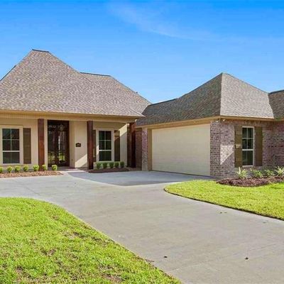 40308 Kapelle Ave, Prairieville, LA 70769