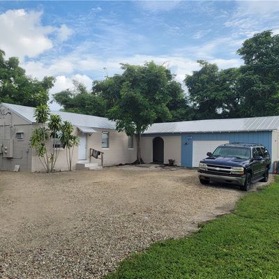 404 Center Rd, Fort Myers, FL 33907