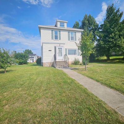 405 Cole St, Coleraine, MN 55722