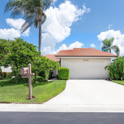 4068 Wilshire Circle E, Sarasota, FL 34238