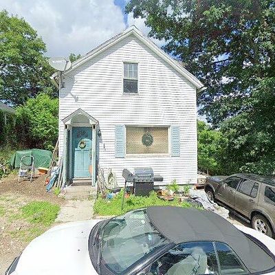 41 Lee St, Johnston, RI 02919