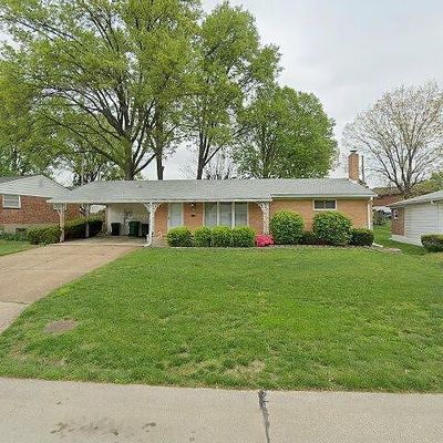 4111 Hummingbird Ct, Saint Louis, MO 63123