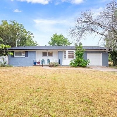 4902 Meyers Ln, Waco, TX 76705