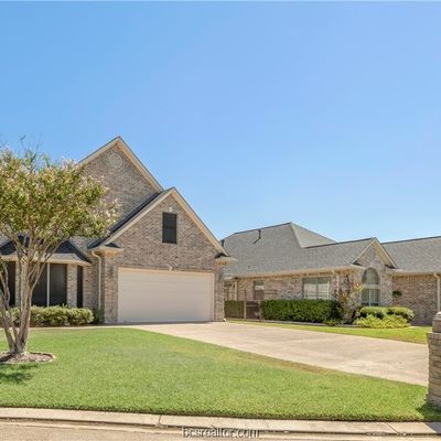 4905 Fairfield Ct, Bryan, TX 77802