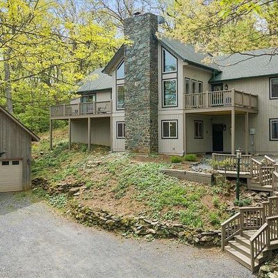 492 Blackrock Dr, Wintergreen Resort, VA 22958