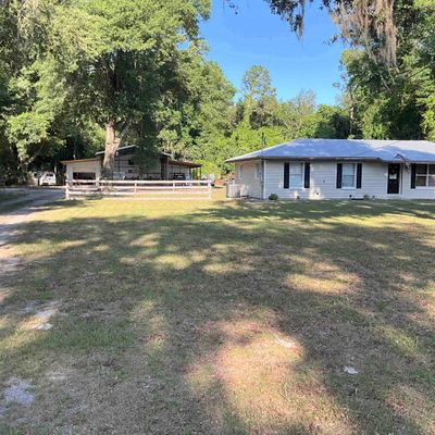 494 W Peniel Rd, Palatka, FL 32177