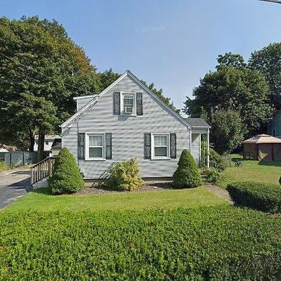 5 Gilles St, Coventry, RI 02816