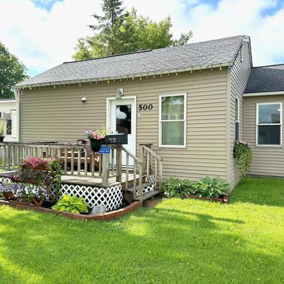 500 3 Rd St Ne, Roseau, MN 56751