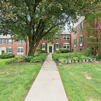 500 E Lancaster Ave, Wayne, PA 19087