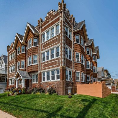 5003 Atlantic Ave, Ventnor City, NJ 08406