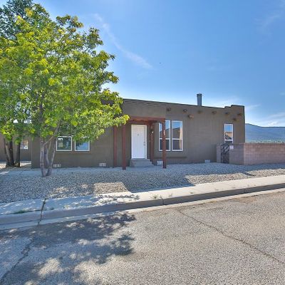 501 Sunset Rd, Taos, NM 87571