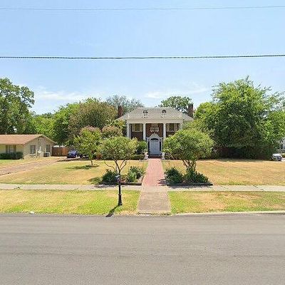 504 Davis St N, Sulphur Springs, TX 75482