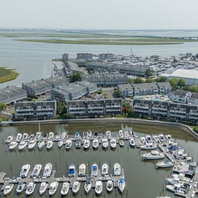 504 Harbour Cv, Somers Point, NJ 08244