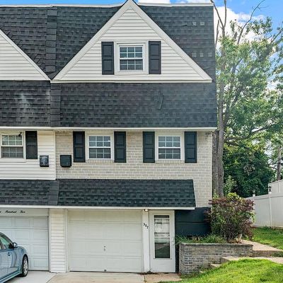 507 Natalie Ln, Norristown, PA 19401