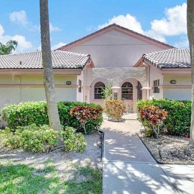 5083 Splendido Court, Boynton Beach, FL 33437