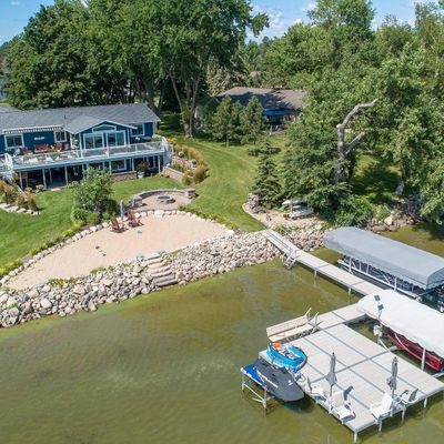 517 N Shore Dr, Battle Lake, MN 56515