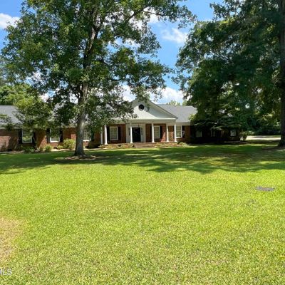 518 Edgewood Cir, Whiteville, NC 28472