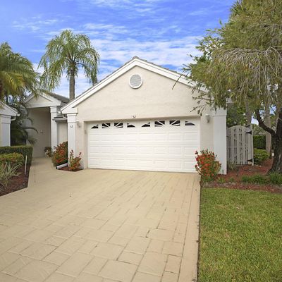 52 Admirals Ct, Palm Beach Gardens, FL 33418