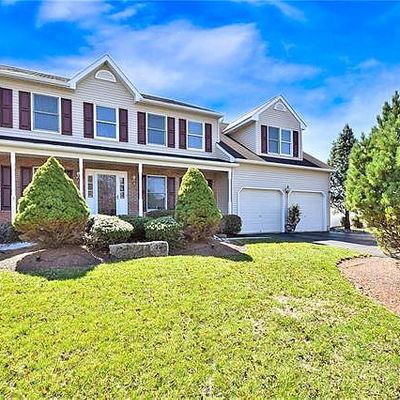 52 Millbrook Ct, Easton, PA 18045