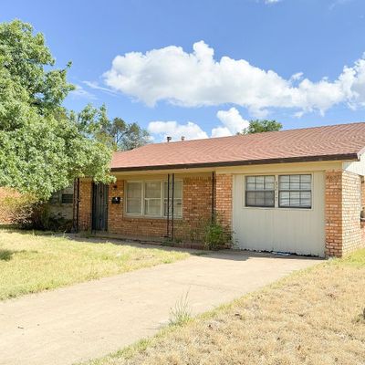 5217 45 Th St, Lubbock, TX 79414