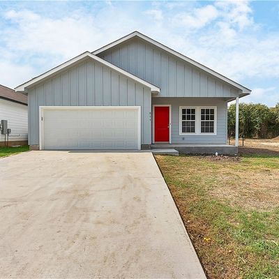 523 Moore, Gonzales, TX 78629