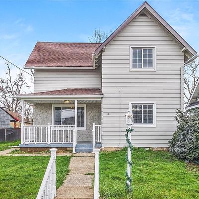 525 Flynn Ave, Carnegie, PA 15106