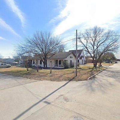 525 W 10th Street, Ferris, TX 75125