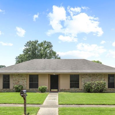 5260 Timber Cove St, Baton Rouge, LA 70808