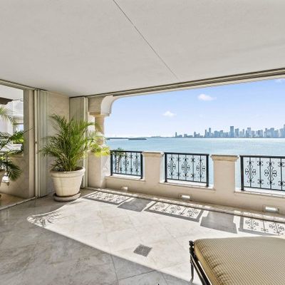 5266 Fisher Island Dr, Miami Beach, FL 33109