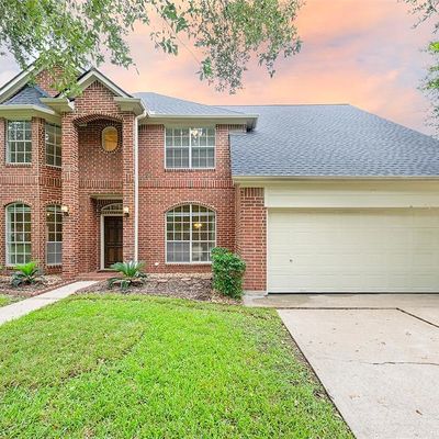 527 High Meadows Dr, Sugar Land, TX 77479