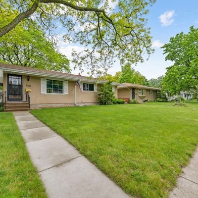 453 Birmingham St, Saint Paul, MN 55106