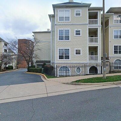 4560 Strutfield Ln #1113, Alexandria, VA 22311