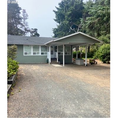 4590 Perpetua St, Florence, OR 97439