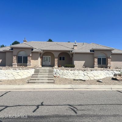 460 Teton Dr, Farmington, NM 87401