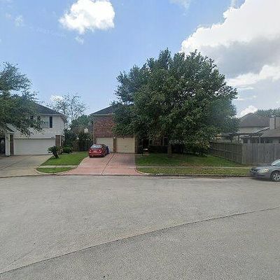 4602 Seneca Ct, Baytown, TX 77521