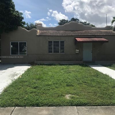 465 South Dr, Miami Springs, FL 33166