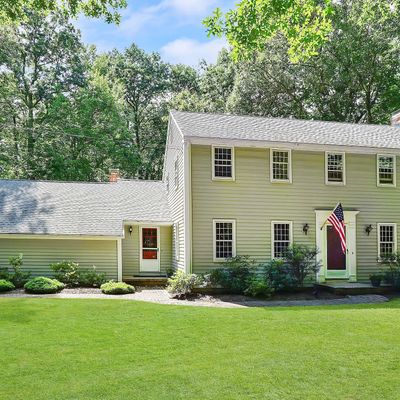 47 Laurel Ln, Simsbury, CT 06070