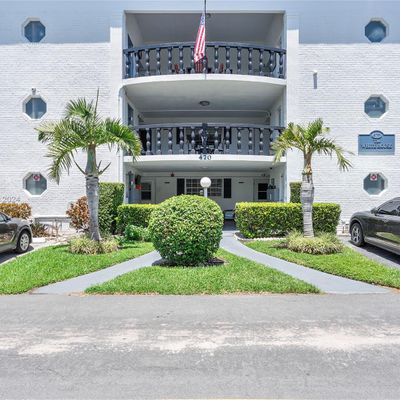 470 Paradise Isle Blvd, Hallandale Beach, FL 33009