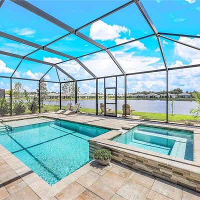 471 Polihale Way, Naples, FL 34114