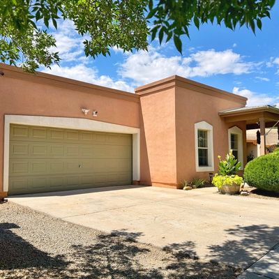 4716 Sundail Way, Santa Fe, NM 87507