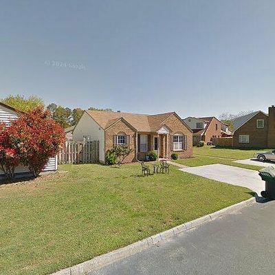 48 Dawn Ln, Hampton, VA 23666