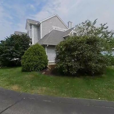 48 Sea Cliff Dr, Plymouth, MA 02360