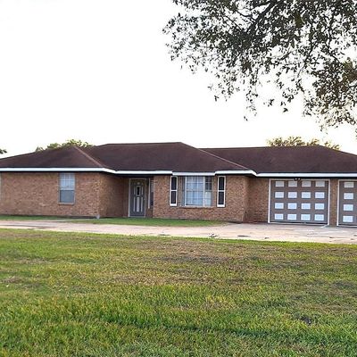 4828 S S State Highway 71 Highway, El Campo, TX 77437