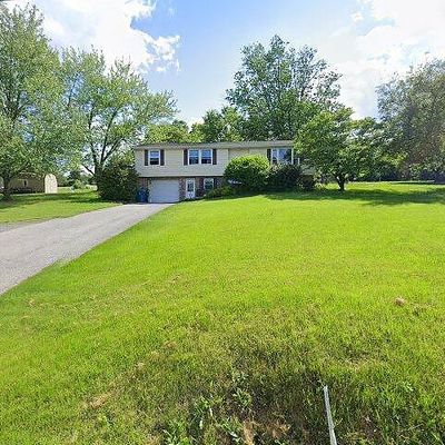 4842 Yorkana Rd, Hellam, PA 17406