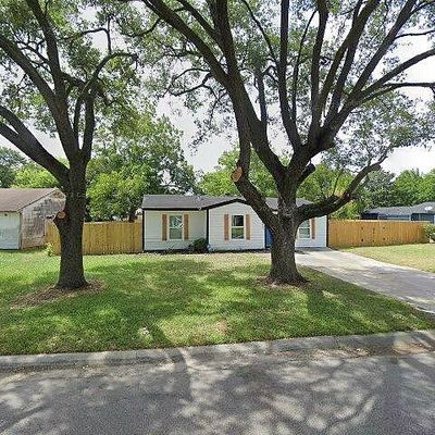 4853 Clover St, Houston, TX 77033