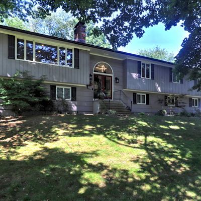 57 Kent Ln, Trumbull, CT 06611