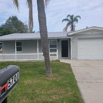 5701 66 Th Ave N, Pinellas Park, FL 33781