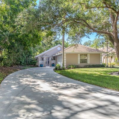 572 Clubside Circle, Venice, FL 34293