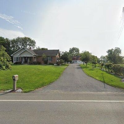 578 Daniels Rd, Nazareth, PA 18064